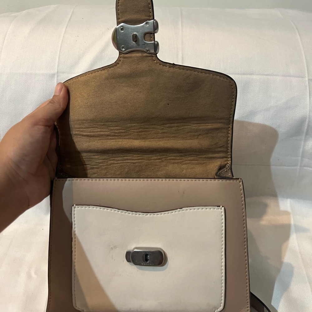 Coach crossbody - Picture 7 of 9